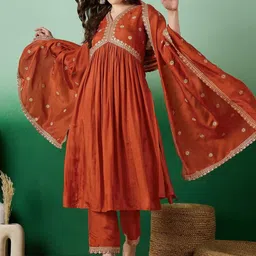 Altecia Women Ethnic Motifs Embroidered Empire Kurta with Trousers & With Dupatta image 3
