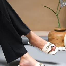 MiraMist Women Open Toe Flats with Buckles image 2