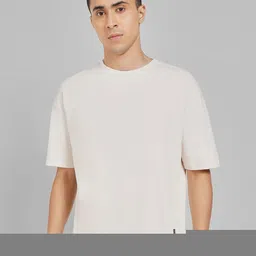 Street 808 by Pantaloons Men Solid Round Neck Pure Cotton Boxy T-shirt-picture-15