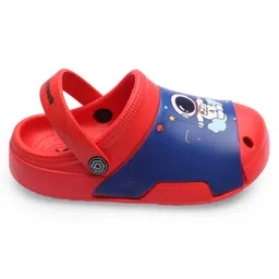 Cute Walk by Babyhug Clogs with Back Strap Astronaut Print - Red image 3
