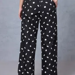 Bewakoof Black Printed Cotton Pyjamas image 2