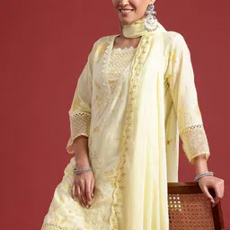 Anouk Women Floral Embroidered Regular Thread Work Pure Cotton Kurta with Trousers & With Dupatta-picture-35