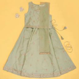 Akkriti by Pantaloons Girls Beryl Green Embroidery Lehenga Cholis-picture-0