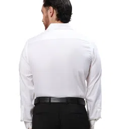 Park Avenue Beige Regular Fit Texture Shirt image 2