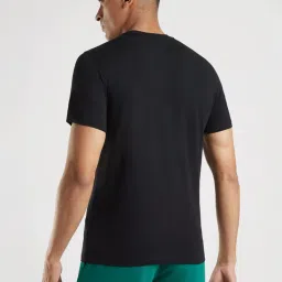 Reebok Black Slim Fit Printed T-Shirt image 2