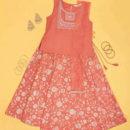 Akkriti by Pantaloons Girls Shimmering Sunset Embroidery Lehenga Cholis-picture-31