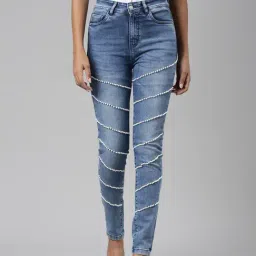 showoffff SHOWOFF Blue Denim Embellished Mid Rise Jeans-picture-21
