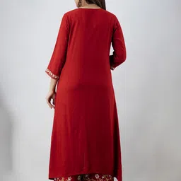 KALINI Women Red High Slit Kurta Set image 4