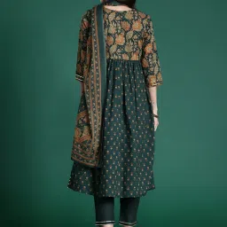 Indo Era Green Cotton Floral Print Kurta Pant Set With Dupatta image 2