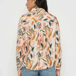 Madame Multicolor Regular Fit Printed Shirt image 2