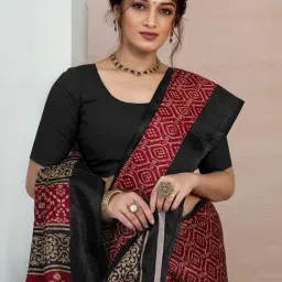 Satrani Red Silk Blend Printed Saree With Unstitched Blouse image 5