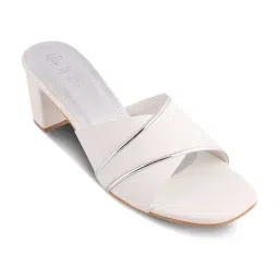 Tresmode Women's White Casual Sandals-image-2