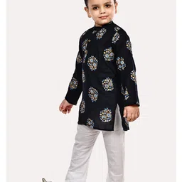 Superminis Full Sleeves Motif Floral Printed Kurta Pajama Set -  Navy Blue image 5