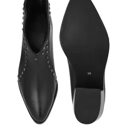 Roadster Women Block Heeled Embellished Zip Closure Black Boots image 3