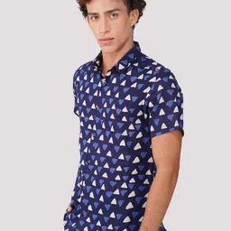 Vastraa Fusion Men Spread Collar Geometric Printed Cotton Casual Shirt image 3