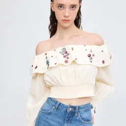 Cover Story Off White Cotton Embroidered Crop Top-picture-15