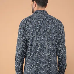 Crimsoune Club Men Classic Slim Fit Opaque Printed Casual Shirt image 5