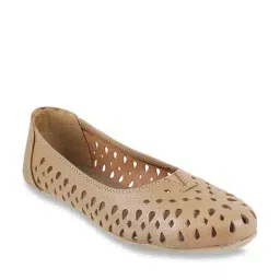 Metro Women's Beige Flat Ballets-image-42