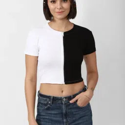 Forever 21 White & Black Color-Block Crop Top-image-17