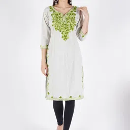 ZEROZABAR Women Floral Embroidered V-Neck Thread Work Kurti-picture-29