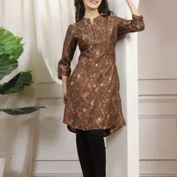 Nayam by Lakshita Multi Chanderi Printed Kurta image 5