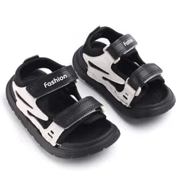 KIDLINGSS Mesh & Fashion Text Detailed Vecro Closure Sandals - Black image 3