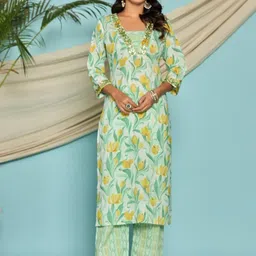 GHUMMAN SONAKSHI Women Embroidered Pure Cotton Straight Kurta And Palazzo With Dupatta image 4