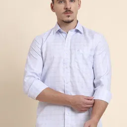 Greenfibre Slim Fit Checked Cutaway Collar Casual Shirt-picture-35
