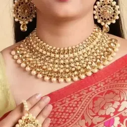 Anouk Women Gold Jewellery Set image 1