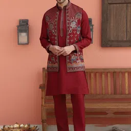MANQ Men Regular Thread Work Kurta with Trousers-image-49