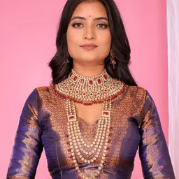 AKSH FASHION Woven Design Zari Silk Blend Banarasi Saree image 2