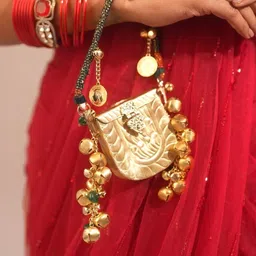 WESTORIA V Embellished Handheld Bag-picture-30