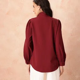 all about you Textured Tie-Up Neck Top image 3