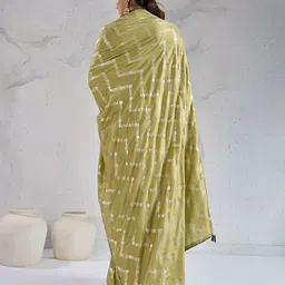 PBS PRINTS Ethnic Motif Foil Printed Saree image 3