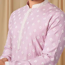 EKATVA ETHNIC Floral Embroidered Kurta With Pyjamas image 4