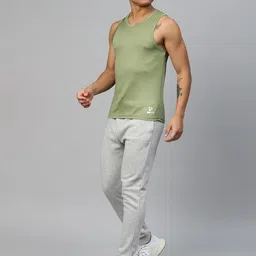 TOM BURG Men Printed Gym Vest image 5