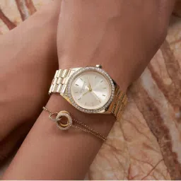 Olivia Burton 24000135 Bejewelled Analog Watch for Women image 3