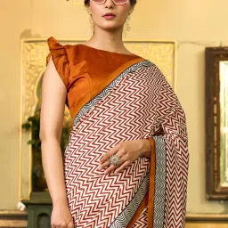 Saree Mall White Printed Sarees With Unstitched Blouse image 3