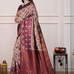 FASHIONIZO Woven Design Zari Art Silk Handloom Banarasi Saree-picture-13
