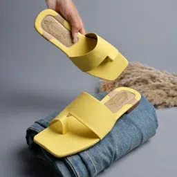 Shoetopia Kids Yellow Casual Sandals-picture-28