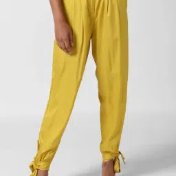 Forever 21 Yellow Regular Fit Pants-image-72