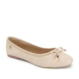 Carlton London Women's Nude Flat Ballets image 3