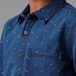 Under Fourteen Only Boys Blue Cotton Printed Shirt image 3