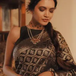 Anjaneya Sarees Black Banarasi Silk Saree with Unstiched Blouse image 2