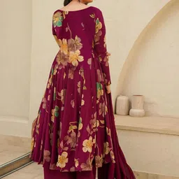 Moda Rapido Women Floral Printed Tiered Kurta with Palazzos & With Dupatta image 5