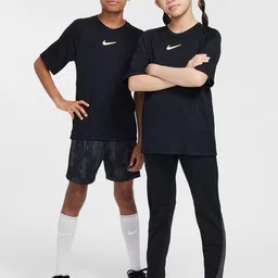 Nike Academy Older Kids' Dri-FIT Short-Sleeve Football Top image 5