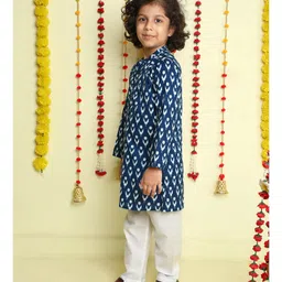 The Magic Wand Woven Full Sleeves Abstract Printed Kurta Pyjama - Navy Blue image 5