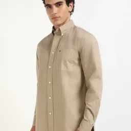 TOMMY HILFIGER Khaki Cotton Relaxed fit Solid Shirt image 4