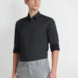 Arrow Black Cotton Slim Fit Printed Shirt image 3