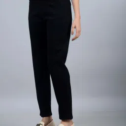 CRIMSOUNE CLUB BlackJeans image 3